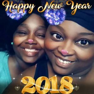 Meet your Posher, Elaine